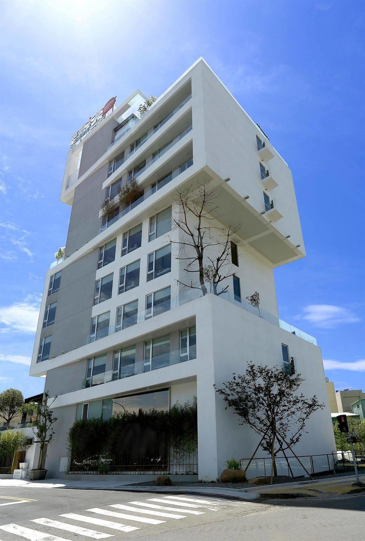 Hotel Day Plus Teascape Chiayi Buitenkant foto