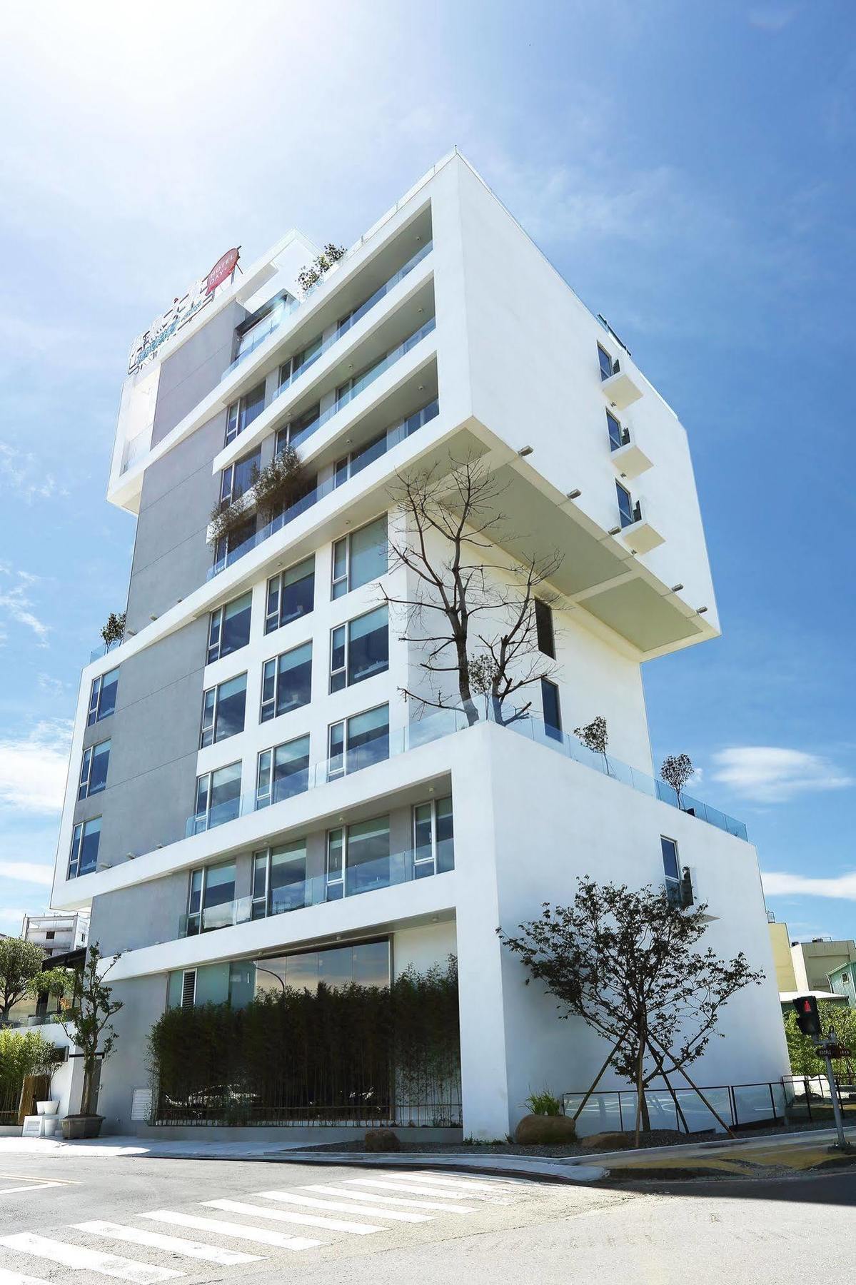 Hotel Day Plus Teascape Chiayi Buitenkant foto