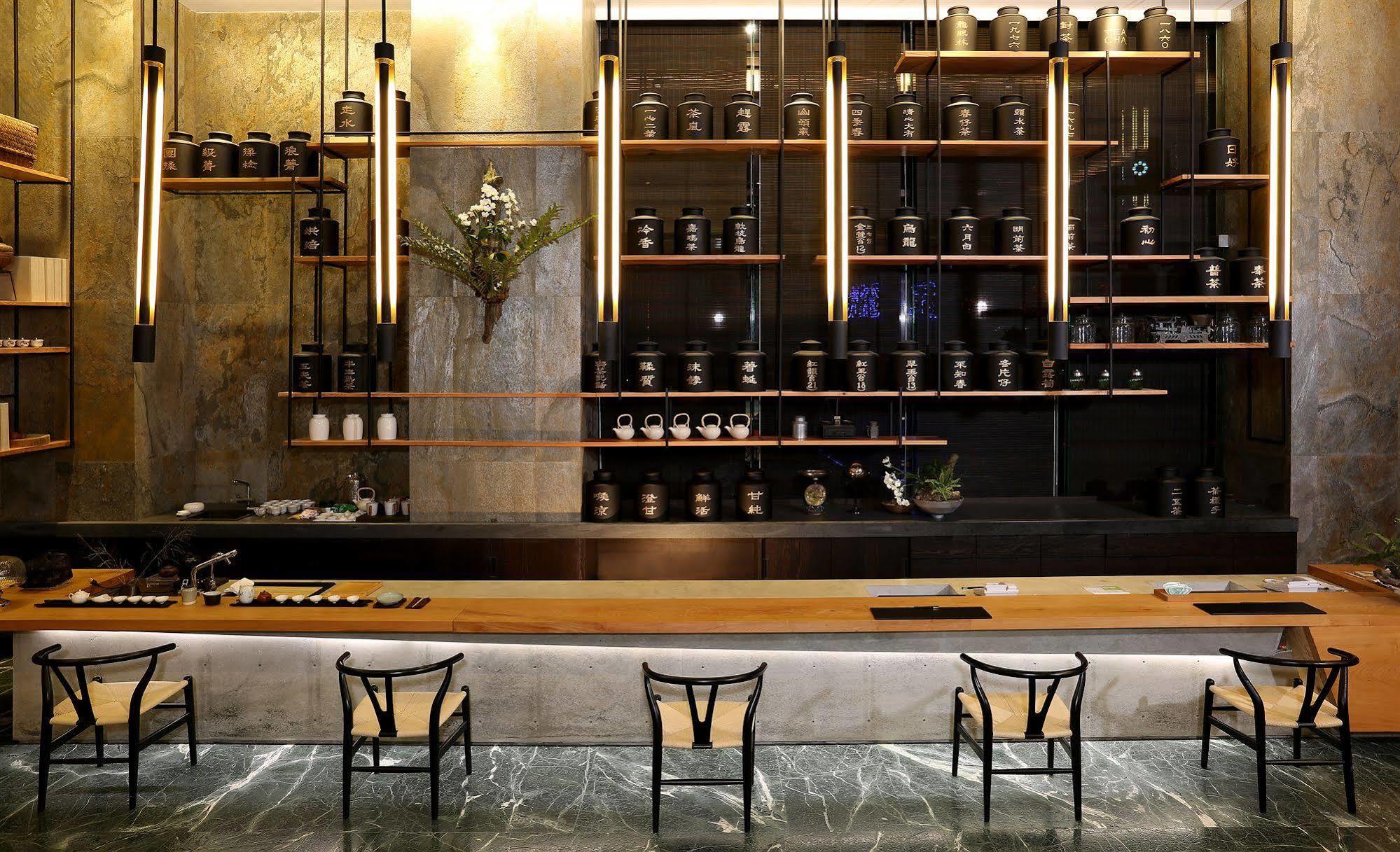 Hotel Day Plus Teascape Chiayi Buitenkant foto